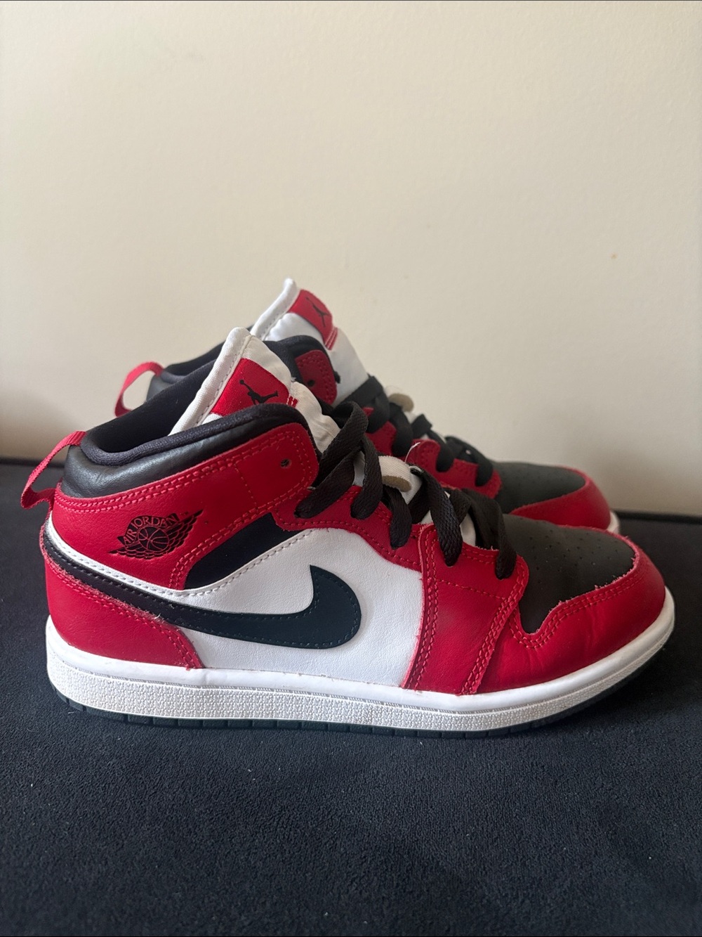 Jordan Kids Mid-Top Sneakers in Red, White & Black